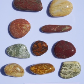 Ten tumblestones from Kakanui.