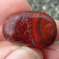 Quite a small stone, but some bright reds.
