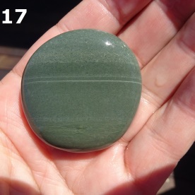 Stone Gn17, veined argillite.