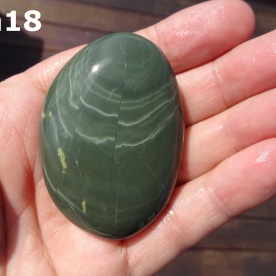 Stone Gn18, veined argillite.